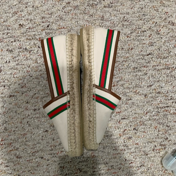 Gucci Women's Embroidered Espadrille Flats Sz8 US - Picture 4 of 5